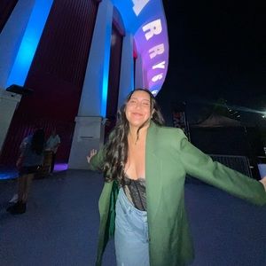 Meet your Posher, Lexi